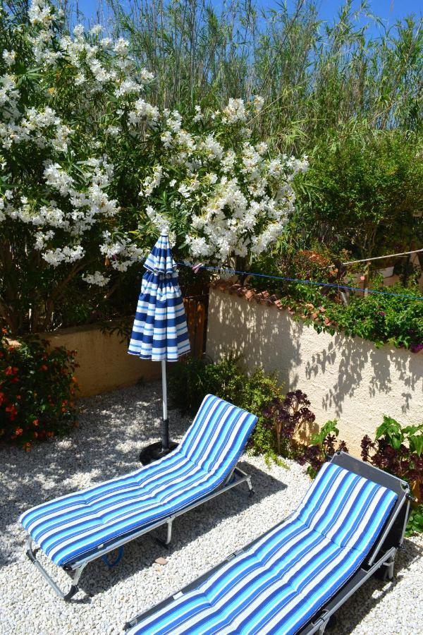 Casa Alexandra Apartment Les Deveses Ngoại thất bức ảnh